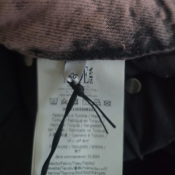 MO5CHINO For Moschino Frayed Jeans Size 26 NWT - Picture 14 of 16